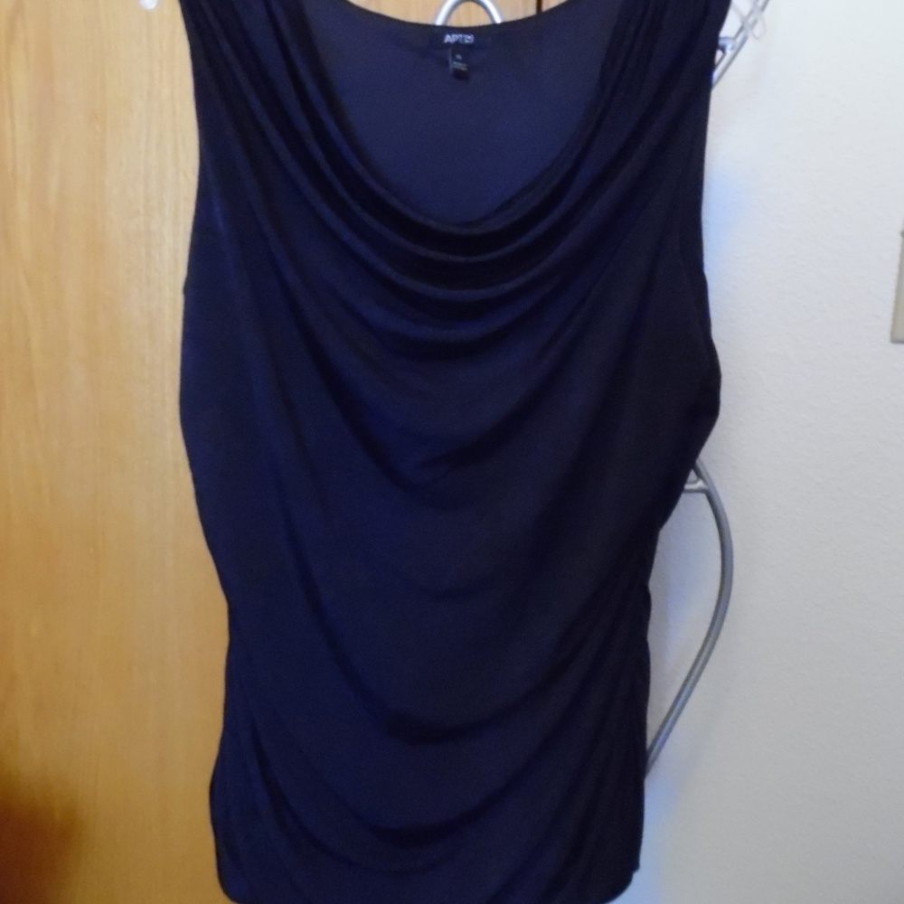 APT.9/ tank /cami